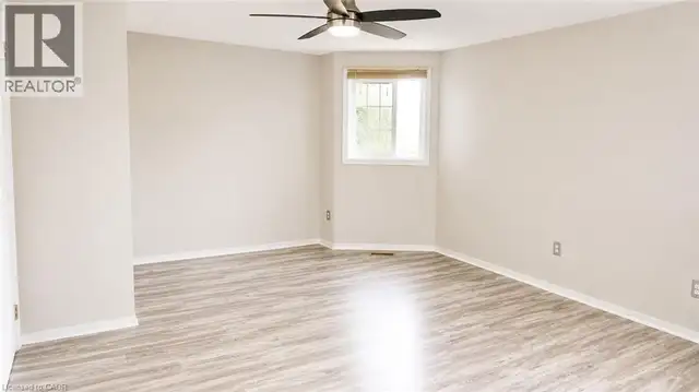 10 HOLBORN Court Unit# 38 Kitchener, Ontario in Houses for Sale in Kitchener / Waterloo - Image 27