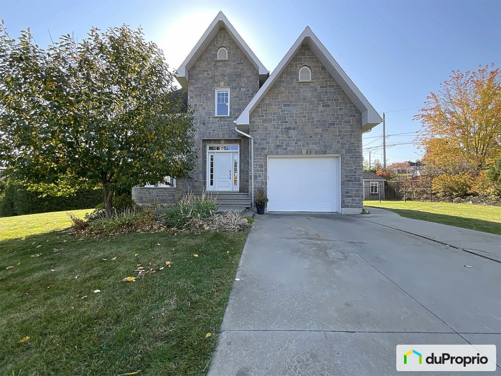 $839,000 - 2 Storey for sale in Sherbrooke (Fleurimont) — photo 2