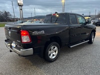 One Owner, Great Service Records, Big Horn Level 2 Pkg, Off-Road Pkg, 5.7L, Tow Pkg, Clean CarfaxChe... (image 4)