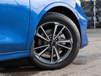 Prices excludes GST and cost/charges associated with financing.CARFAX Link:https://vhr.carfax.ca/?id... (image 6)