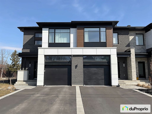 $850,000 - Townhouse for sale in La Prairie — photo 1