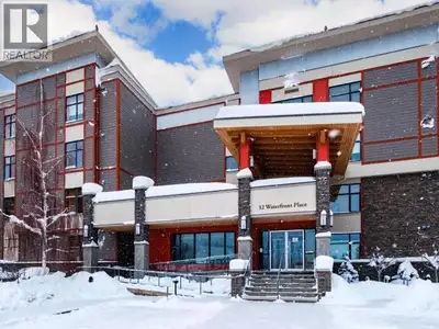 Enjoy tranquil river and greenspace views from this beautifully appointed, FULLY furnished 934 sq. f...