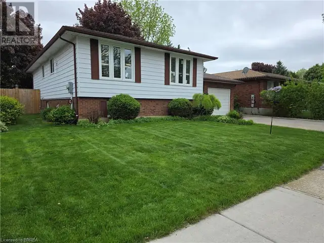 39 WILDFLOWER Lane Brantford, Ontario63006664374401121