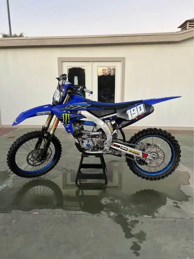 2021 YAMAHA YZ450F-BLUE! in Dirt Bikes & Motocross in Dartmouth - Image 2