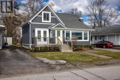 Waterfront with incredible rental income!! Can you imagine living on the water for next to nothing w...