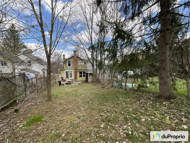 $425,000 - 2 Storey for sale in Sherbrooke (Jacques-Cartier) in Houses for Sale in Sherbrooke - Image 5