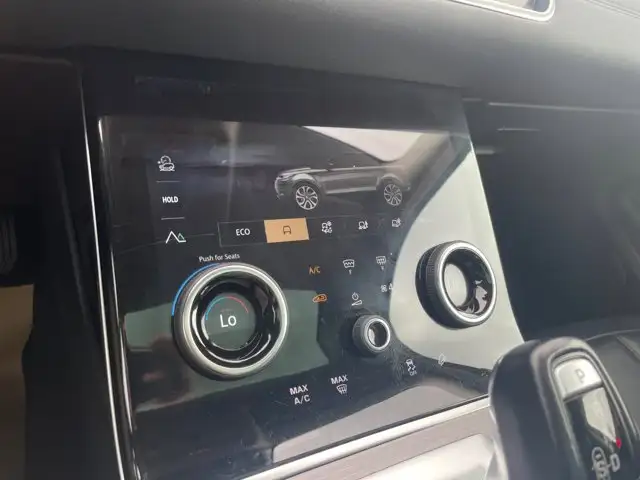 2021 Land Rover Range Rover Evoque S in Cars & Trucks in Regina - Image 24