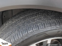 Basic Info: -Body: SUV -Mileage: 21,285 kms -Exterior: Mineral Black -Interior: Graphite Leather Mec... (image 6)