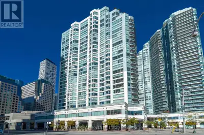 201 - 10 QUEENS QUAY W Toronto (Waterfront Communities), Ontario