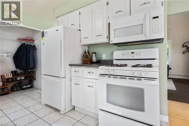 1652 OLD HIGHWAY 24 Waterford, Ontario in Houses for Sale in Norfolk County - Image 13