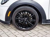 No Accidents Vehicle. Premier Line 2.0, Black Mirror Caps, Piano Black Exterior Trim. Finished in Na... (image 8)