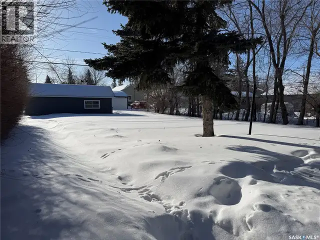 303 8th AVENUE W Melville, Saskatchewan in Houses for Sale in Regina - Image 34