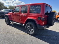 TRANSMISSION: 8-SPEED AUTOMATIC (STD),QUICK ORDER PACKAGE 24G SAHARA -inc: Engine: 3.6L Pentastar VV... (image 6)