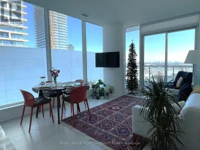 S803 - 898 PORTAGE PARKWAY Vaughan (Concord), Ontario