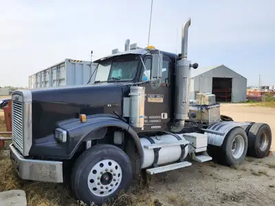 2007 Freightliner FLD 120SD 6x4 Detroit Series 60 Day Cab Truck with PTO (Wet Kit) Spent $55,000 in...