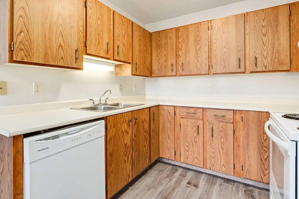 Affordable Apartments for Rent - Swan Court - Apartment for Rent 4