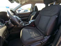 LOW KMS! AWD, APPLE CARPLAY/ANDROID AUTO, HANDSFREE BLUETOOTH, FORWARD COLLISION WARNING, LANE KEEP... (image 5)