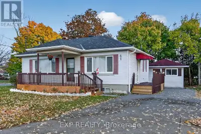 Beautifully renovated detached bungalow ideal for first-time buyers. The main floor features an upda...