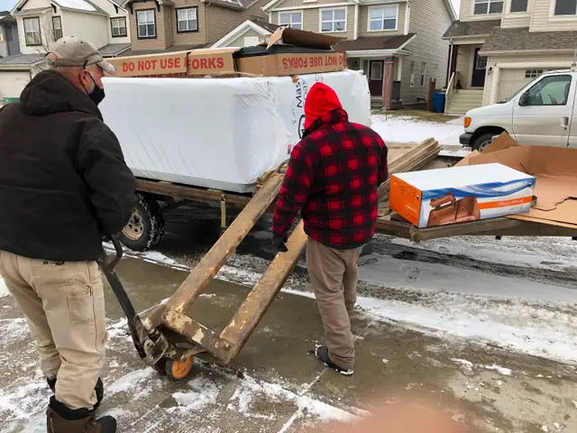 Gridiron Moving Services518967641779087368