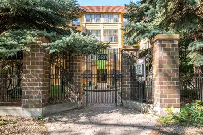 220 Hugo - Pasadena Apts- Studio