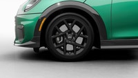 MINI Laval vous présente la toute nouvelle *MINI Cooper S 3 portes 2026*. Expressive et assurée, la... (image 6)