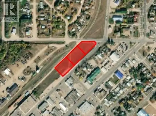 201 Railway AVENUE E Nipawin, Saskatchewan in Land for Sale in Nipawin - Image 2