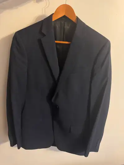 Calvin Klein blazer navy blue. 38 regular. Slim fit, View more