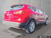 This 2018 Nissan Qashqai SV AWD comes equipped with an Xtronic CVT with manual shift mode, Intellige... (image 6)