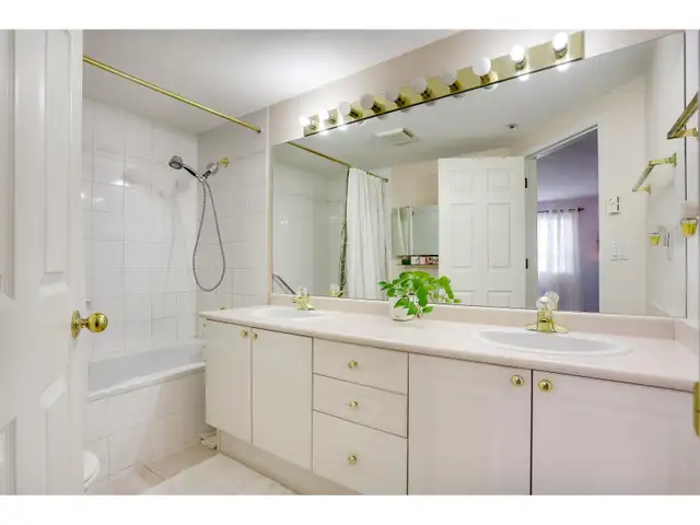 204 20145 55A AVENUE Langley, British Columbia in Condos for Sale in Abbotsford - Image 17