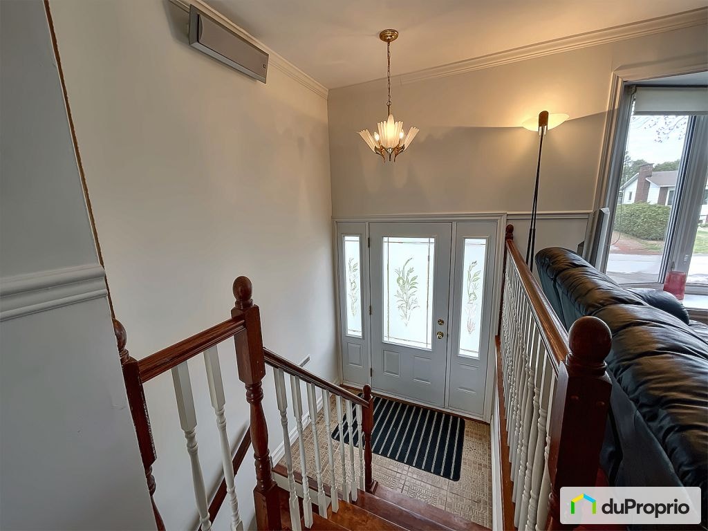 $559,900 - Bungalow for sale in Blainville — photo 2