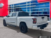 Clean CarFax - 2022 Nissan Frontier SV 4x4, 9-Speed Automatic, 3.8L V6, Power Driver's Seat, Heated... (image 3)