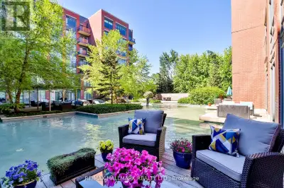 111 - 7608 YONGE STREET Vaughan (Crestwood-Springfarm-Yorkhill),