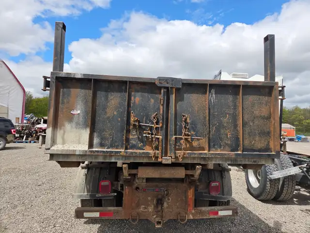 12'   Roll off dump box for sale stock IN- 884-1 in Heavy Equipment Parts & Accessories in Hamilton - Image 6