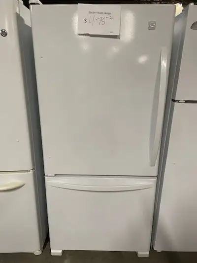 Réfrigérateur blanc 30'' congélateur en bas Kenmore, View more
