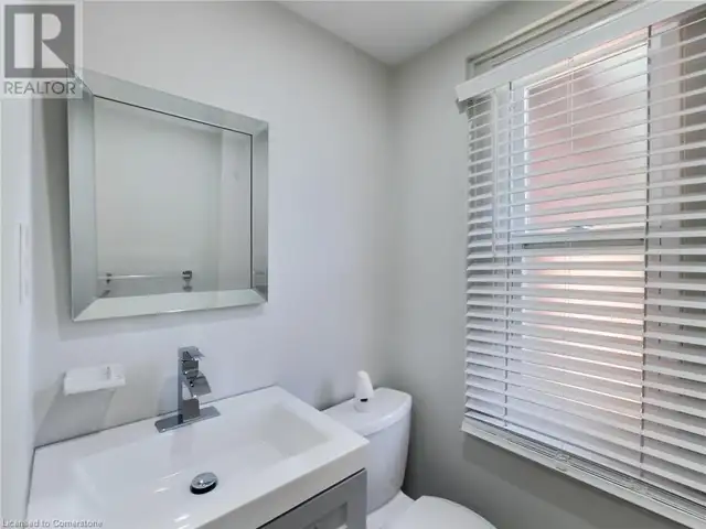 51 AUGUSTA Street Hamilton, Ontario in Houses for Sale in Hamilton - Image 32
