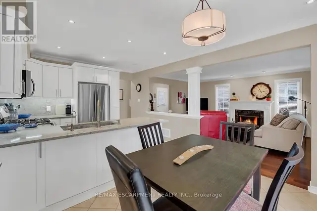 6D BROWN DRIVE St. Catharines (Rykert/Vansickle), Ontario in Houses for Sale in St. Catharines - Image 17