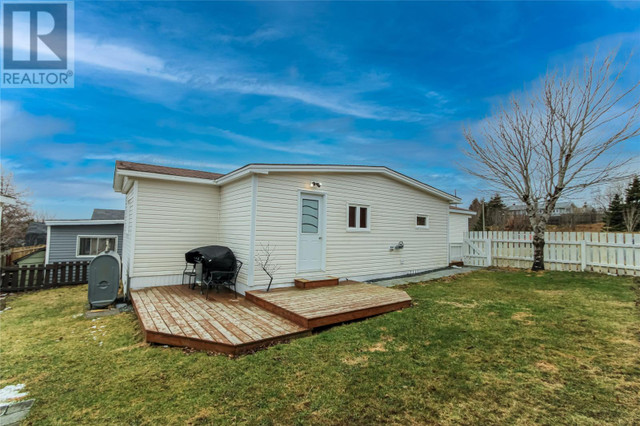 32 Pinegrove Drive Paradise, Newfoundland & Labrador in Houses for Sale in St. John's - Image 3