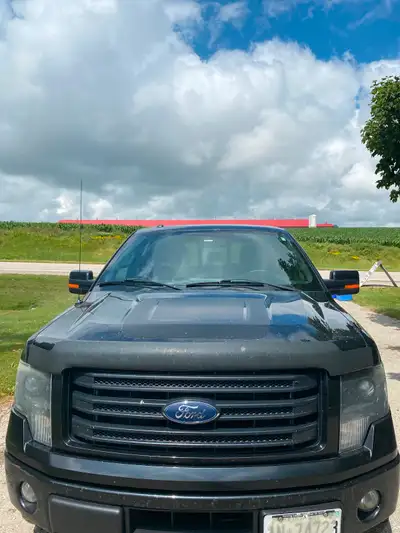 Truck is being sold in ‘AS IS’ condition. Has tow package, electric brakes, cover, bug deflector, lo...