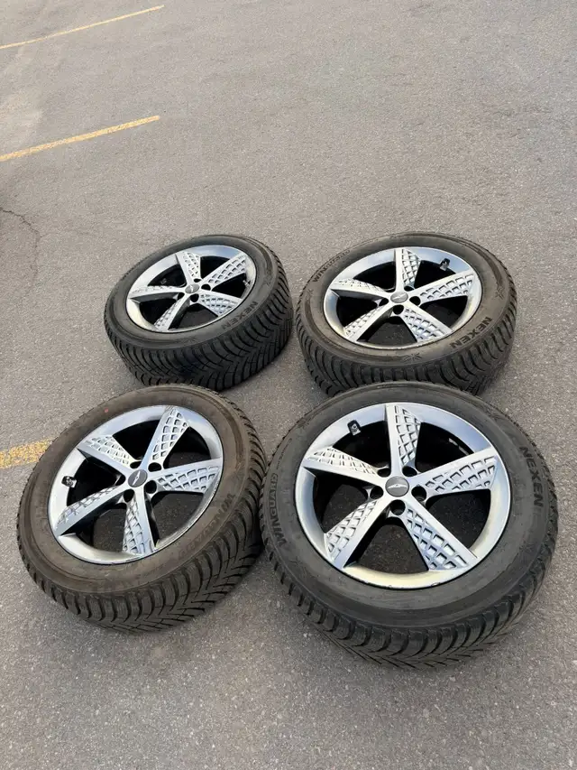 265/50/20 Oem Genesis Gv80 5x114.3 nexen winters hyundai in Tires & Rims in City of Toronto - Image 2