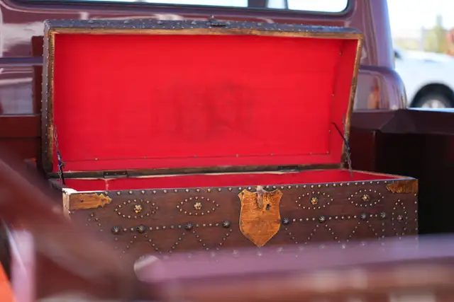 1951 Ford F1 2 DOOR STEP SIDE in Classic Cars in Red Deer - Image 26