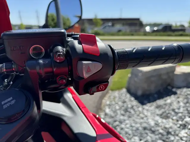 2025 Honda CBR500R ABS in Sport Bikes in Kitchener / Waterloo - Image 21