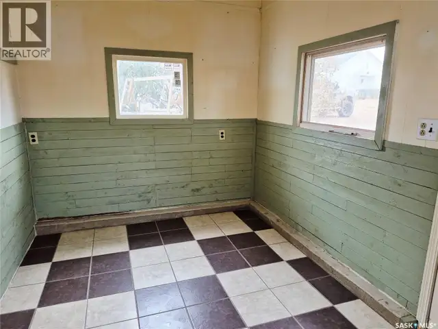 111 Alfred STREET Kyle, Saskatchewan in Houses for Sale in Swift Current - Image 4