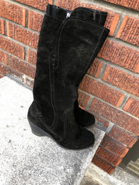 Boots - ladies wide-calf suede waterproof size 7.5