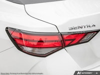 This Nissan Sentra has a dependable Regular Unleaded I-4 2.0 L/122 engine powering this Variable tra... (image 9)