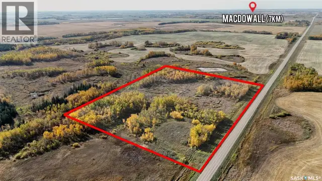 10 Acres Red Deer Hill Prince Albert Rm No. 461, Saskatchewan in Land for Sale in Prince Albert - Image 2