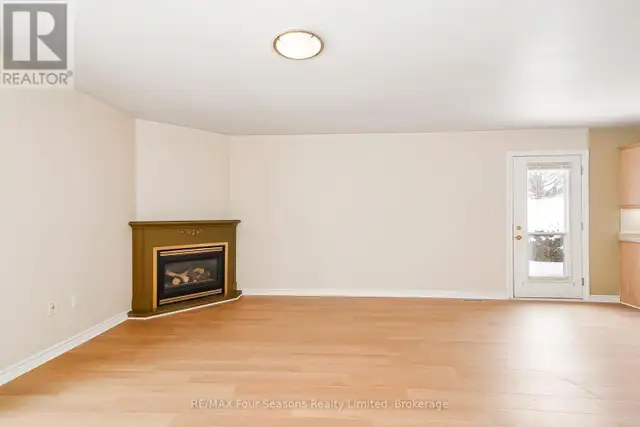 1 - 275 HURON STREET Clearview (Stayner), Ontario in Houses for Sale in Oakville / Halton Region - Image 13