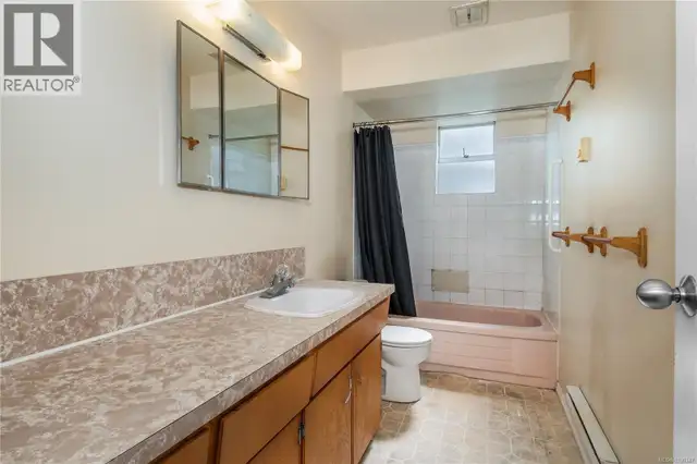 872 Birch St Campbell River, British Columbia in Houses for Sale in Campbell River - Image 35