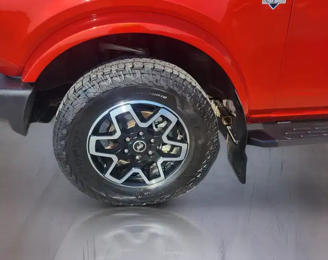 Ford Bronco Outer Banks 2022571064711990497288