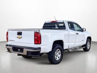 KBB.com Best Resale Value Awards. This Chevrolet Colorado delivers a Gas V6 3.6L/ engine powering it... (image 5)