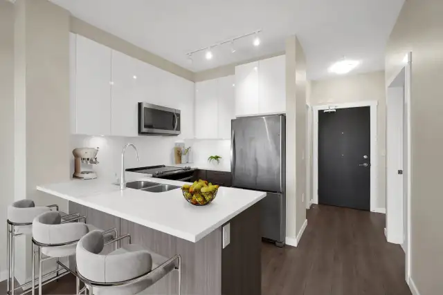 Fraser Flats Apartments - 2 Bedroom available at 3618-3688 Sawmi in Long Term Rentals in Downtown-West End - Image 9